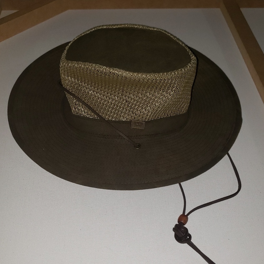 Henschel hat